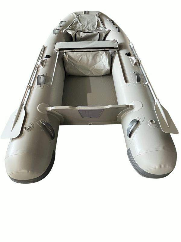 Πίσω όψη του CUDA FD320KAM Light Grey, έμφαση στον καθρέφτη μηχανής.