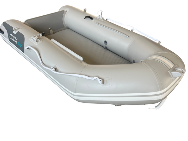 Γκρι φουσκωτό σκάφος CUDA mini 2,5m x 1,41m για 3 άτομα, μπροστινή όψη.